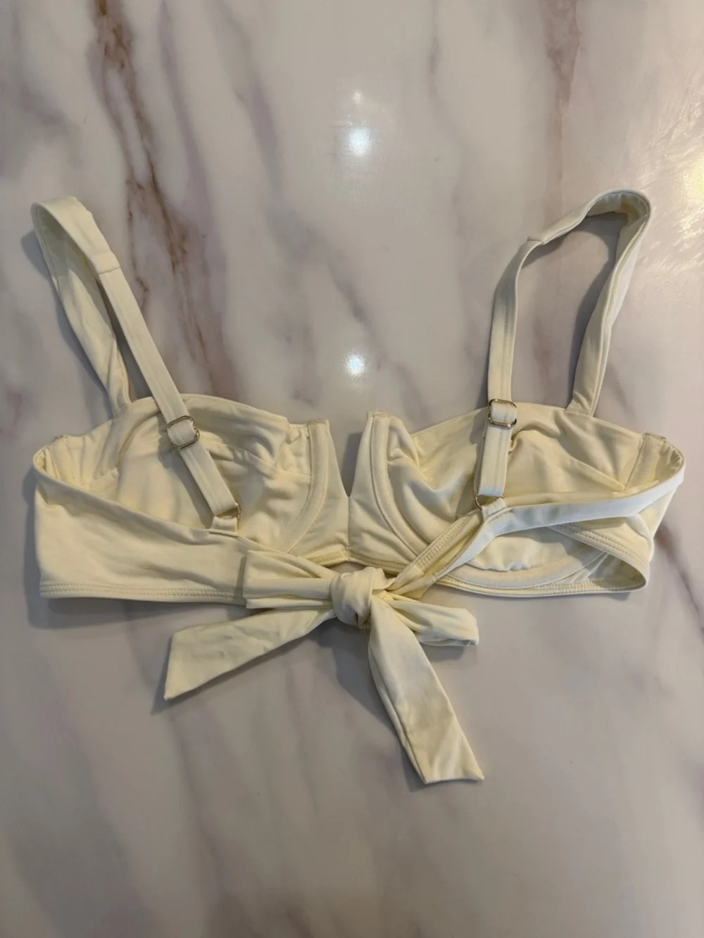 Monday Swimwear Clovelly Underwire Bikini Top Large Ivory